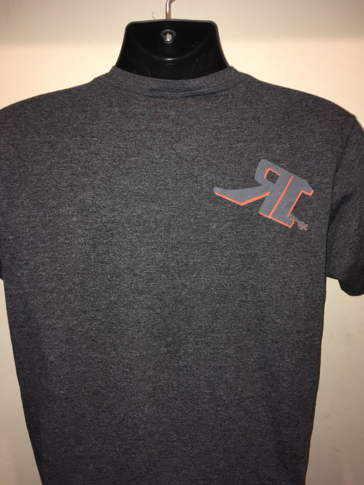 Four V Shirt (S023)