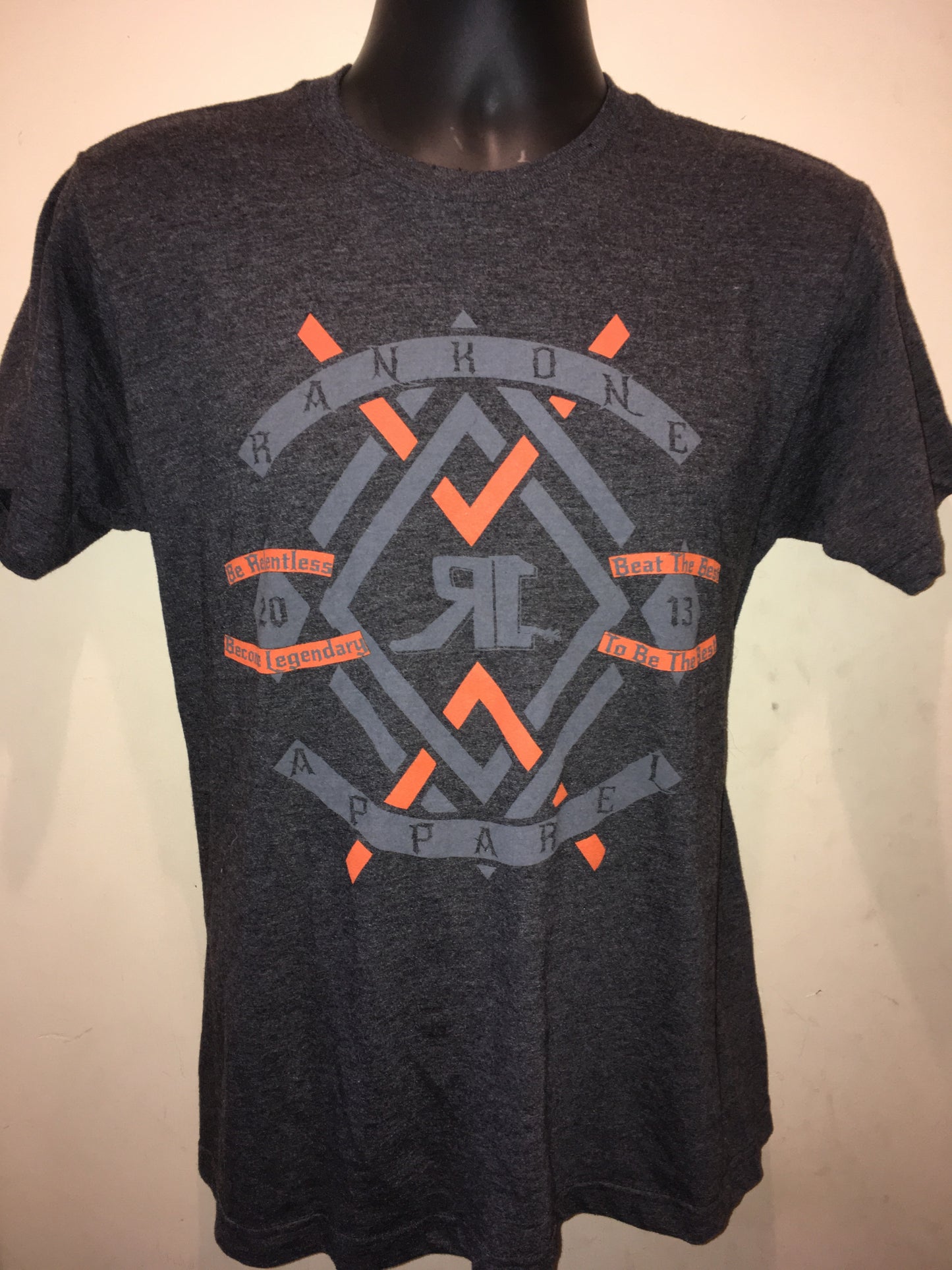 Four V Shirt (S023)